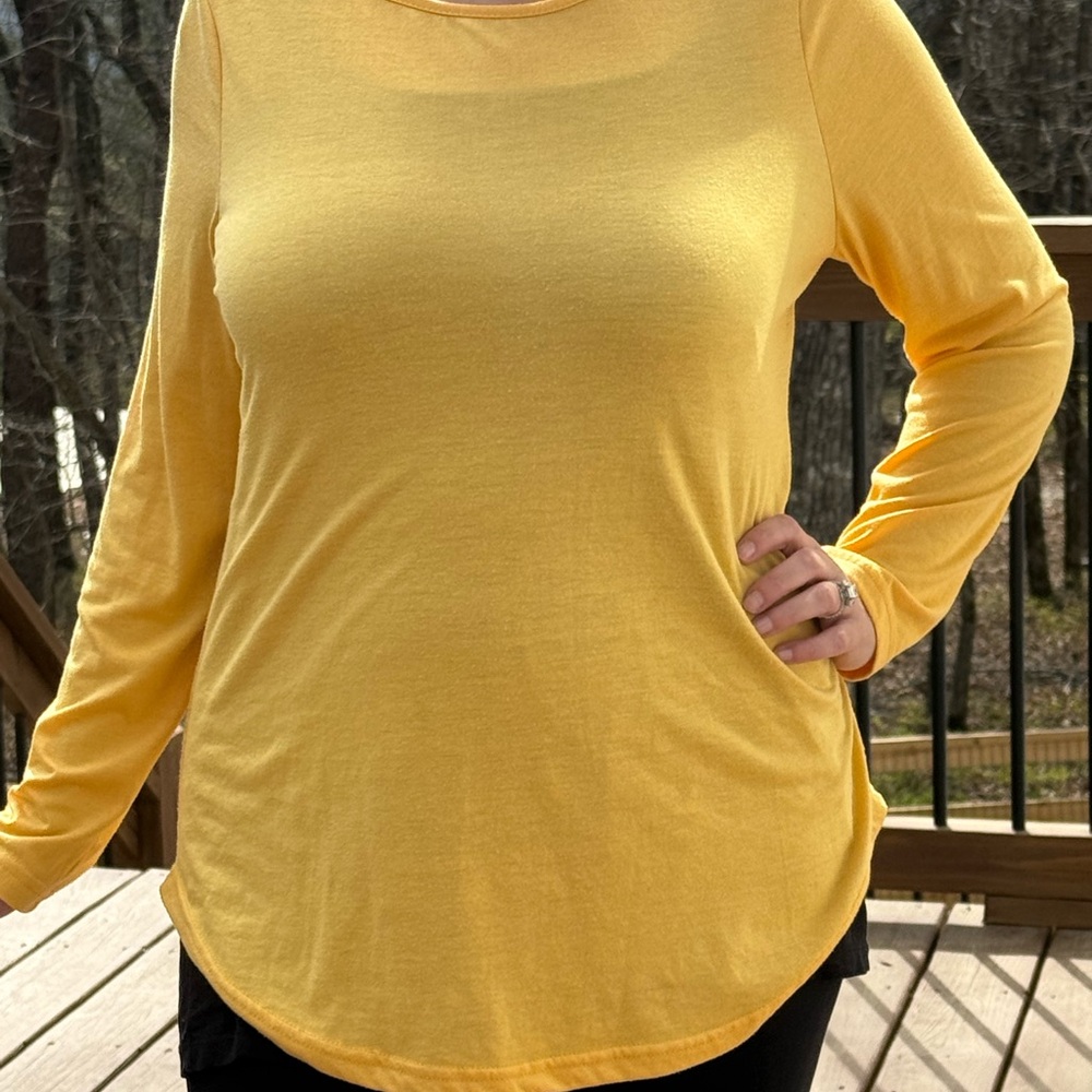Yellow Long-Sleeve Scoop Neck Women’s Top